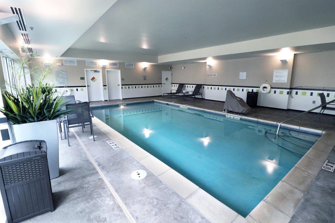 | Fairfield Inn & Suites by Marriott Des Moines Airport