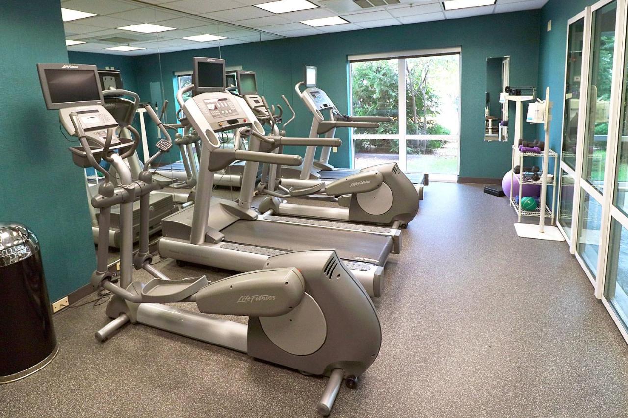 | Fairfield Inn & Suites by Marriott Des Moines Airport