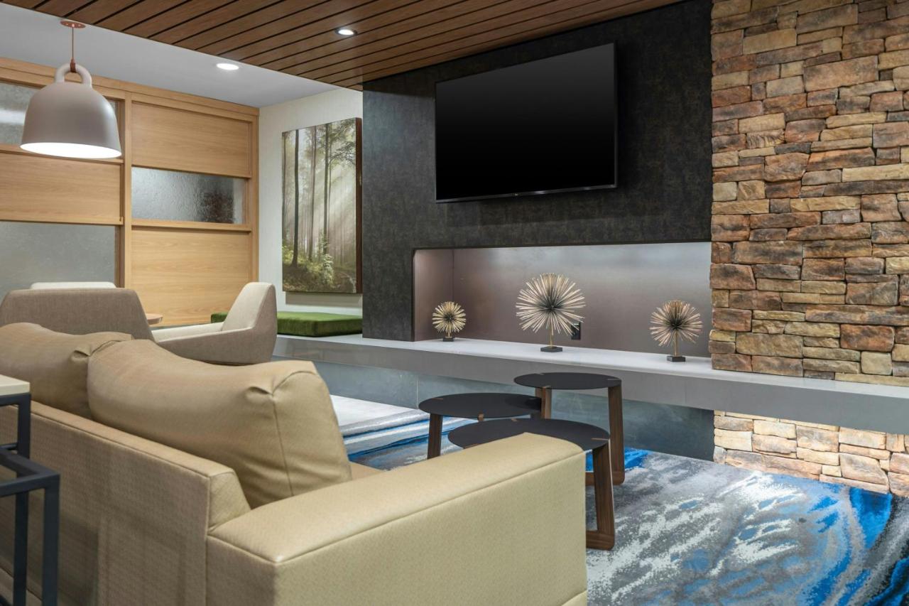 | Fairfield by Marriott Inn & Suites Dallas DFW Airport North, Irving