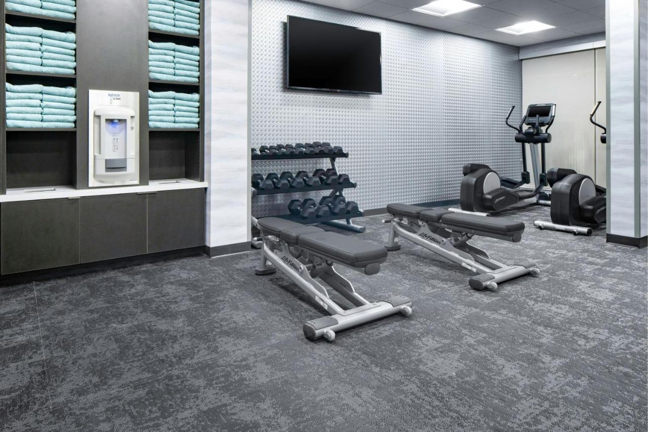 | Fairfield by Marriott Inn & Suites Dallas DFW Airport North, Irving