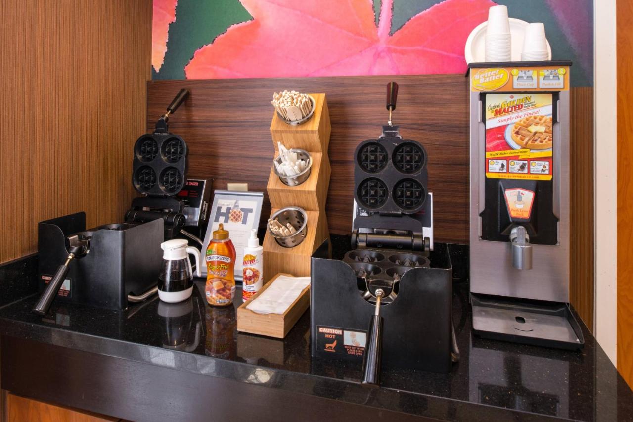 | Fairfield Inn & Suites by Marriott San Antonio NE/ Schertz