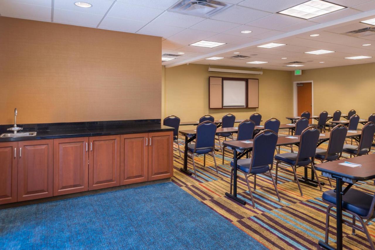 | Fairfield Inn & Suites by Marriott San Antonio NE/ Schertz