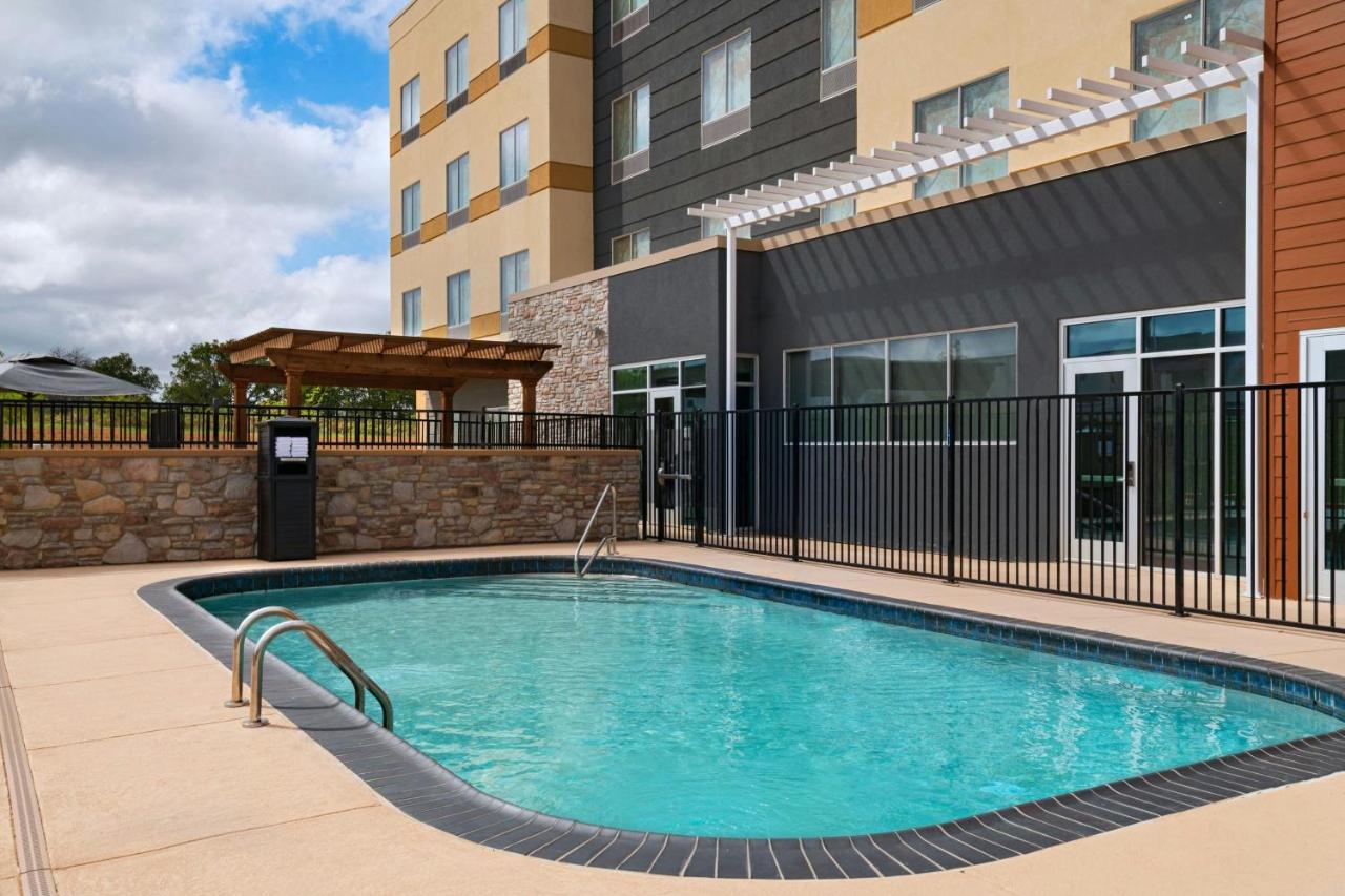 | Fairfield by Marriott Inn & Suites Fort Worth Alliance Airport