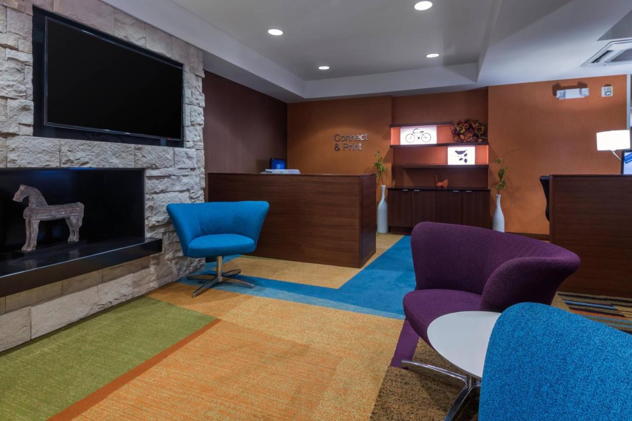 | Fairfield Inn Kansas City Downtown/Union Hill