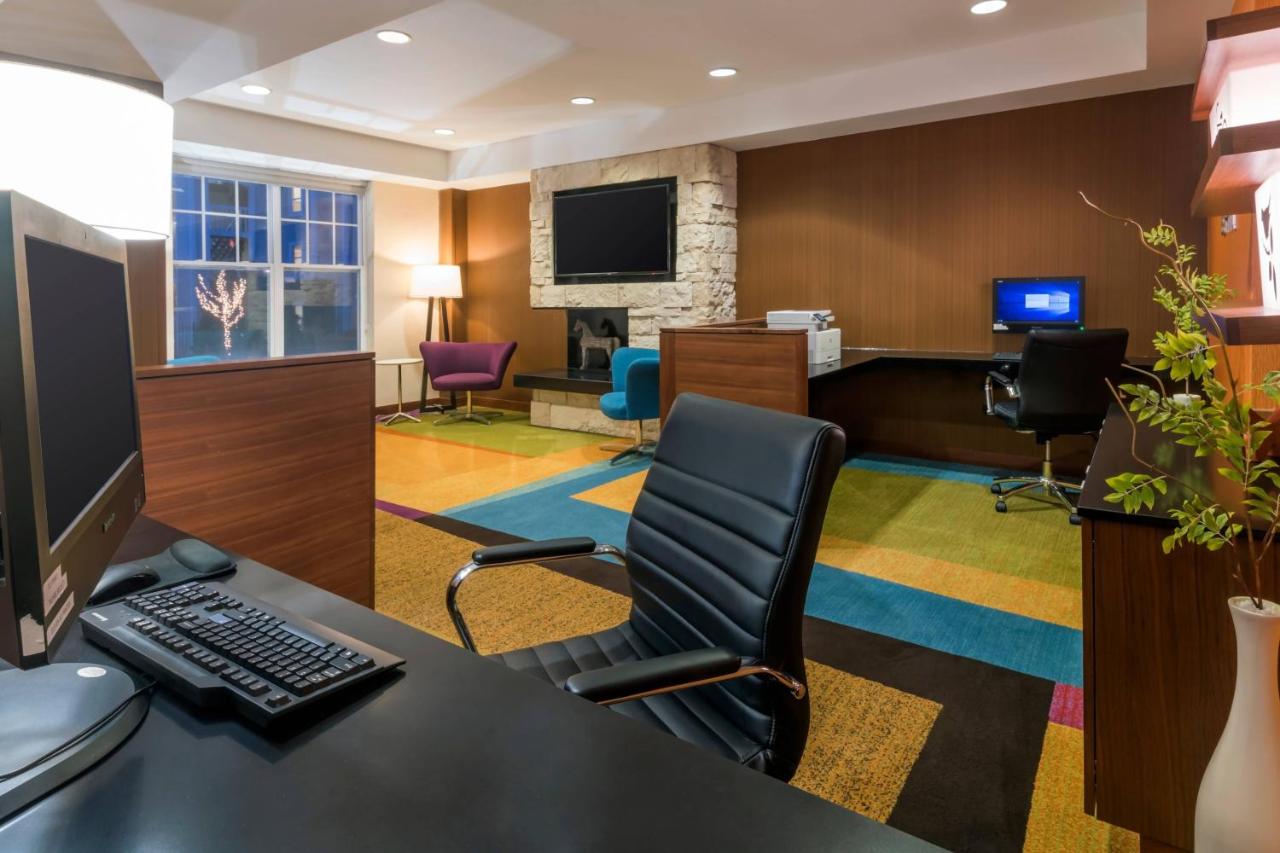 | Fairfield Inn Kansas City Downtown/Union Hill