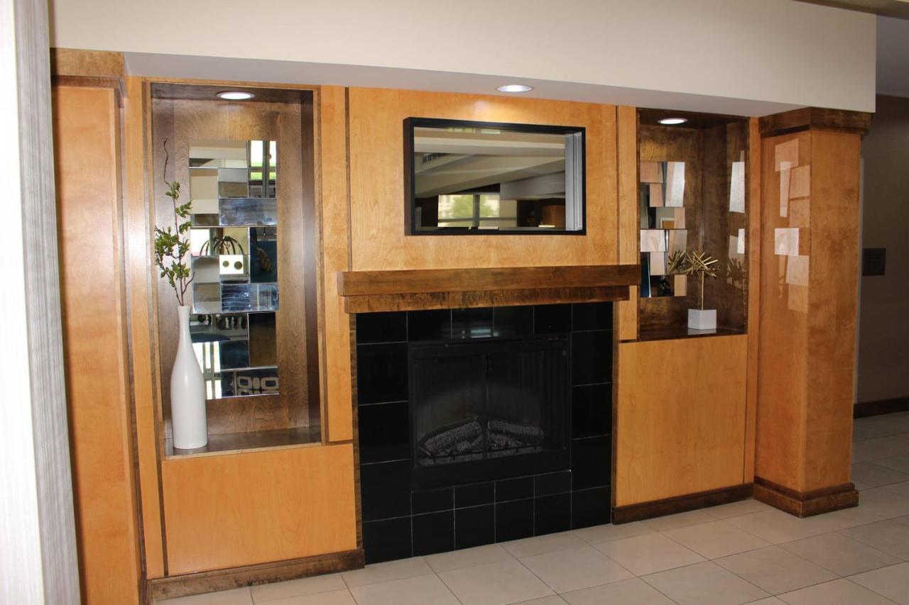 | Fairfield Inn & Suites Kansas City Liberty