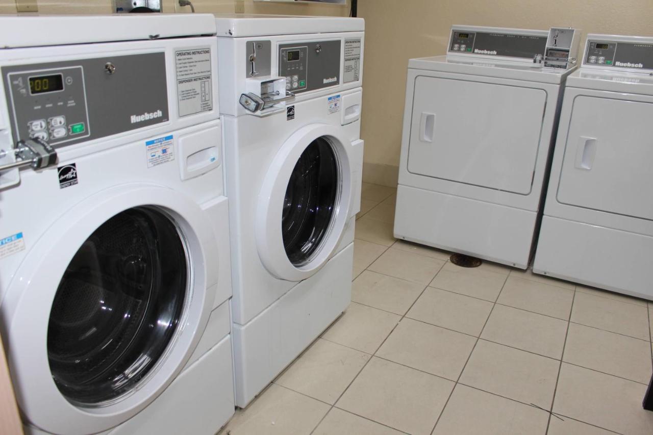 | Fairfield Inn & Suites Kansas City Liberty