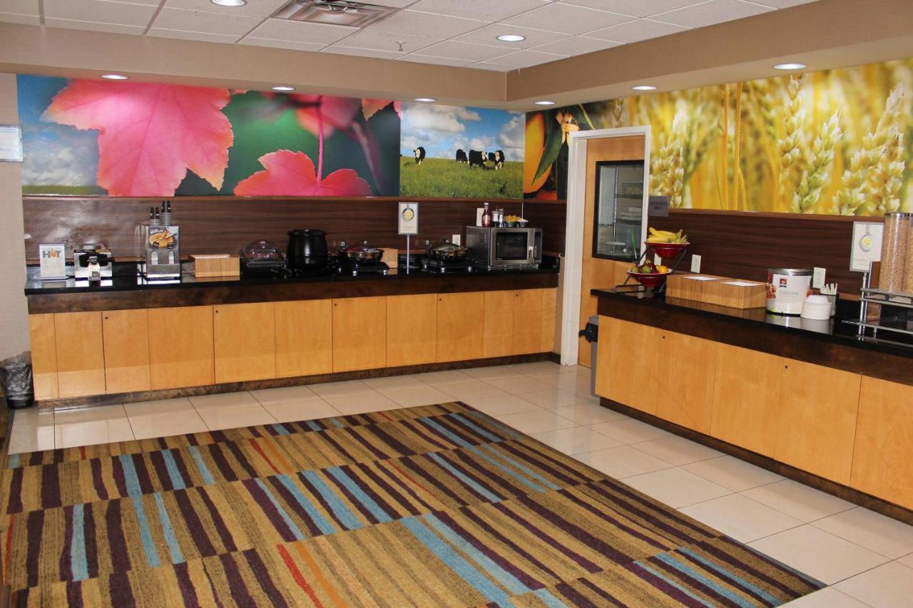 | Fairfield Inn & Suites Kansas City Liberty