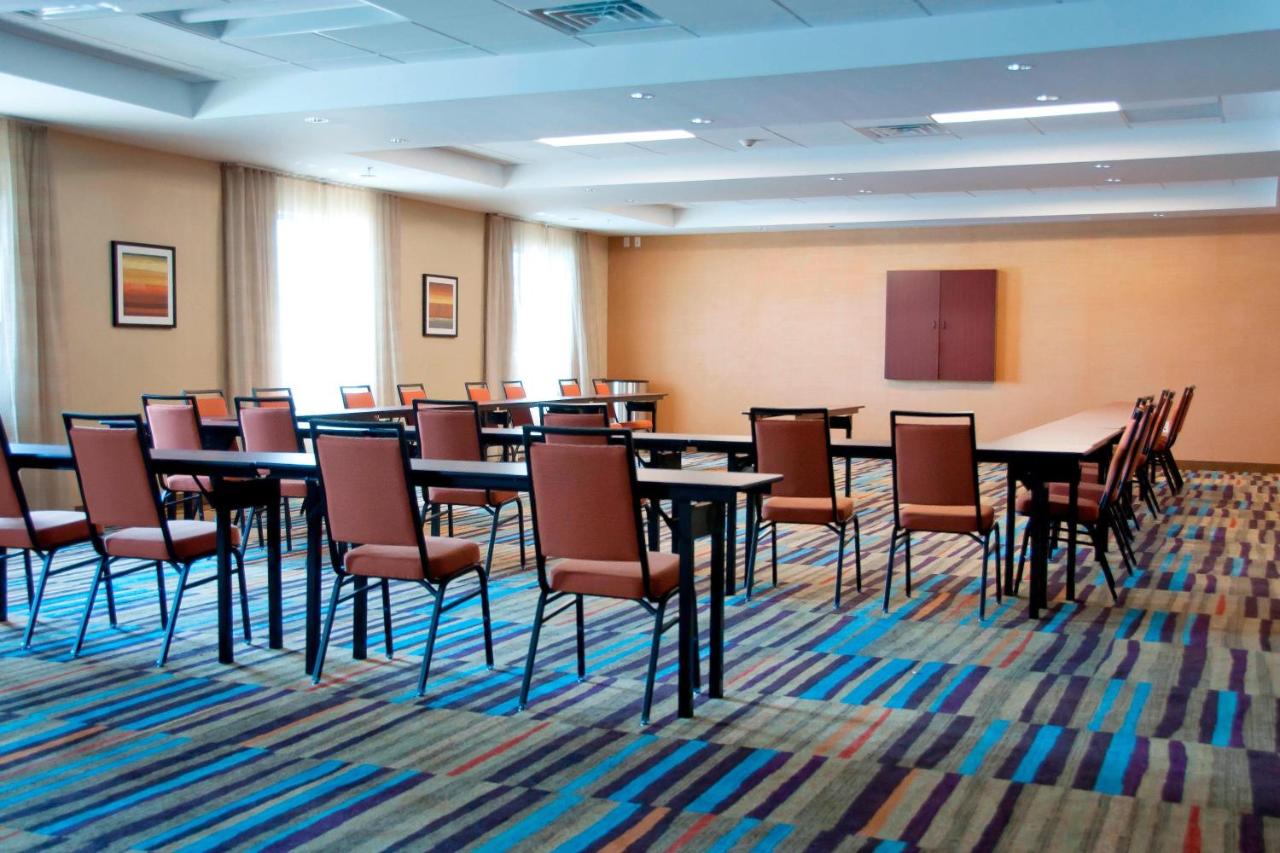 | Fairfield Inn & Suites Des Moines Urbandale