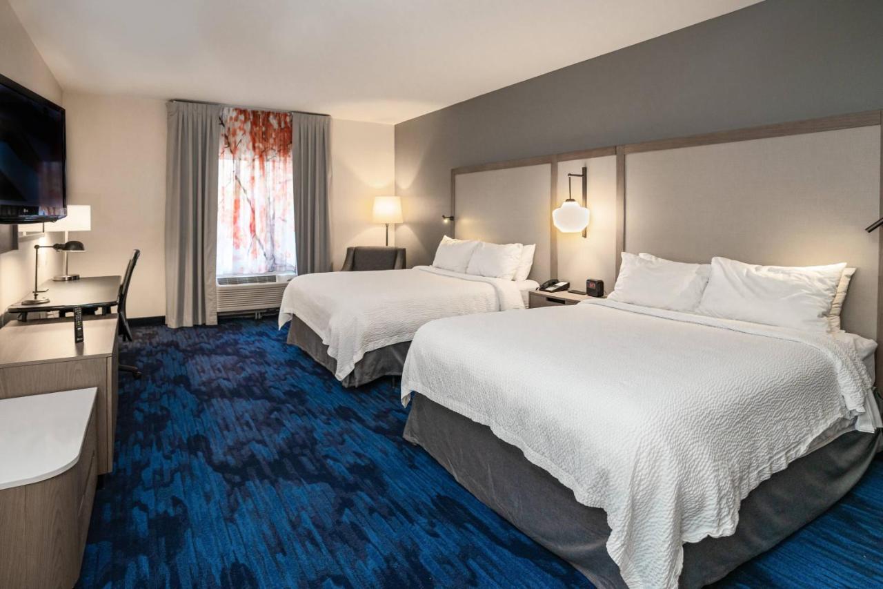 | Fairfield Inn & Suites Kearney