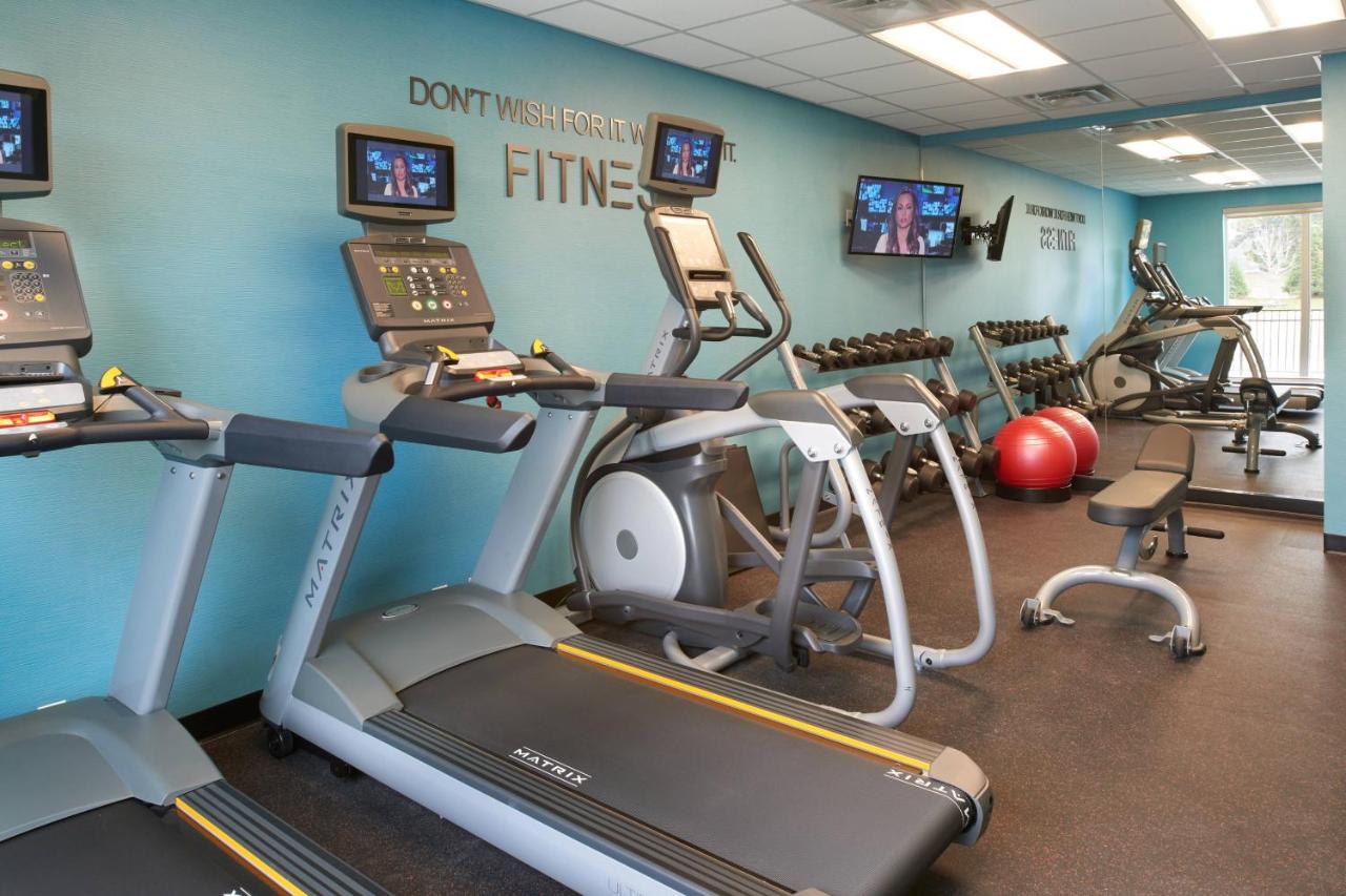 | Fairfield Inn & Suites by Marriott Detroit Troy