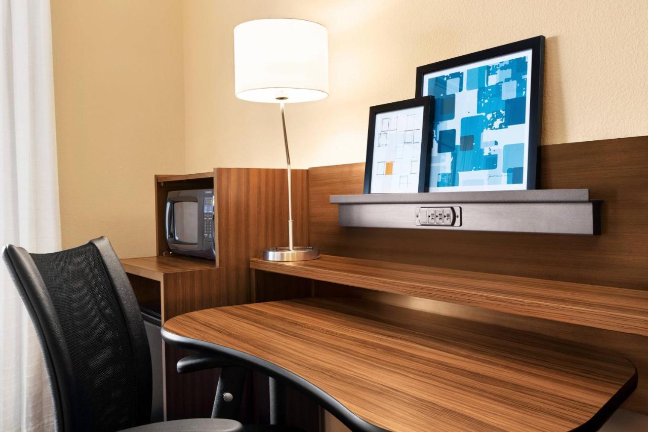 | Fairfield Inn Roseville