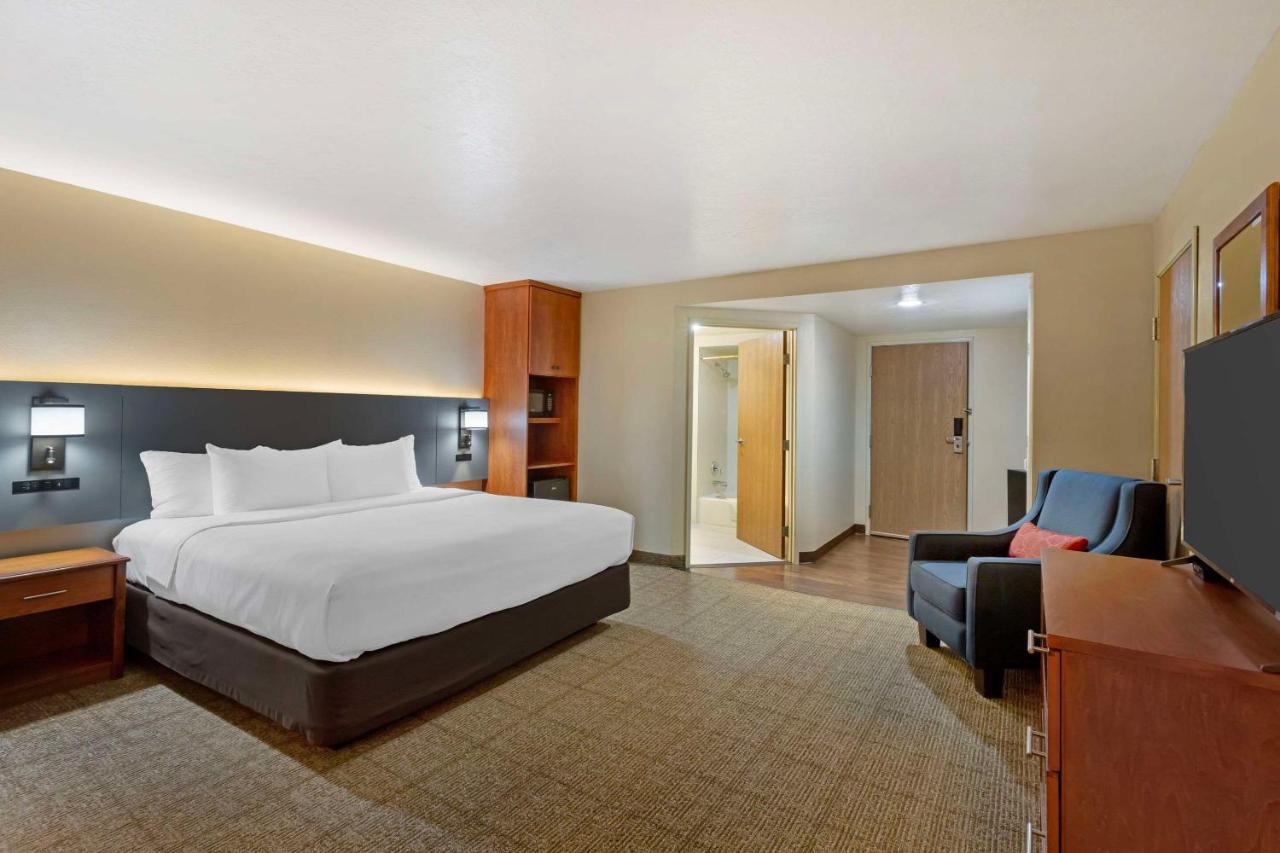 King Room - Non-Smoking at Comfort Inn Richfield I-70