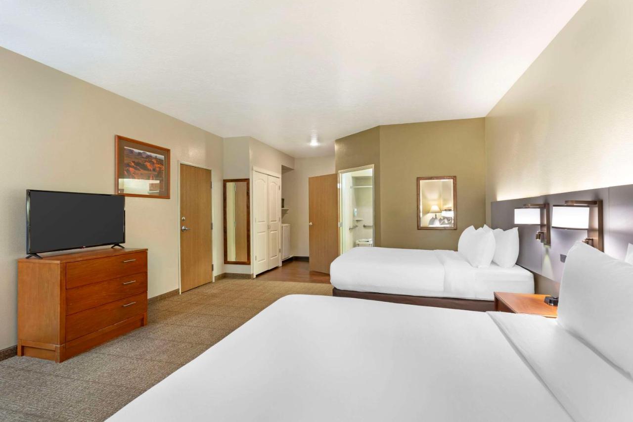 Queen Room with Two Queen Beds - Accessible/Non-Smoking at Comfort Inn Richfield I-70