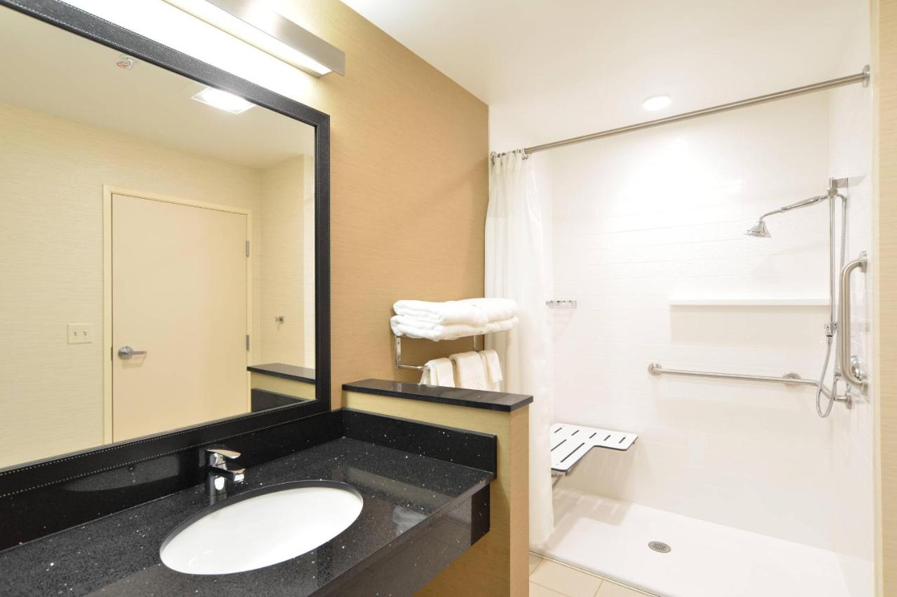  | Fairfield Inn & Suites by Marriott Eau Claire Chippewa Falls