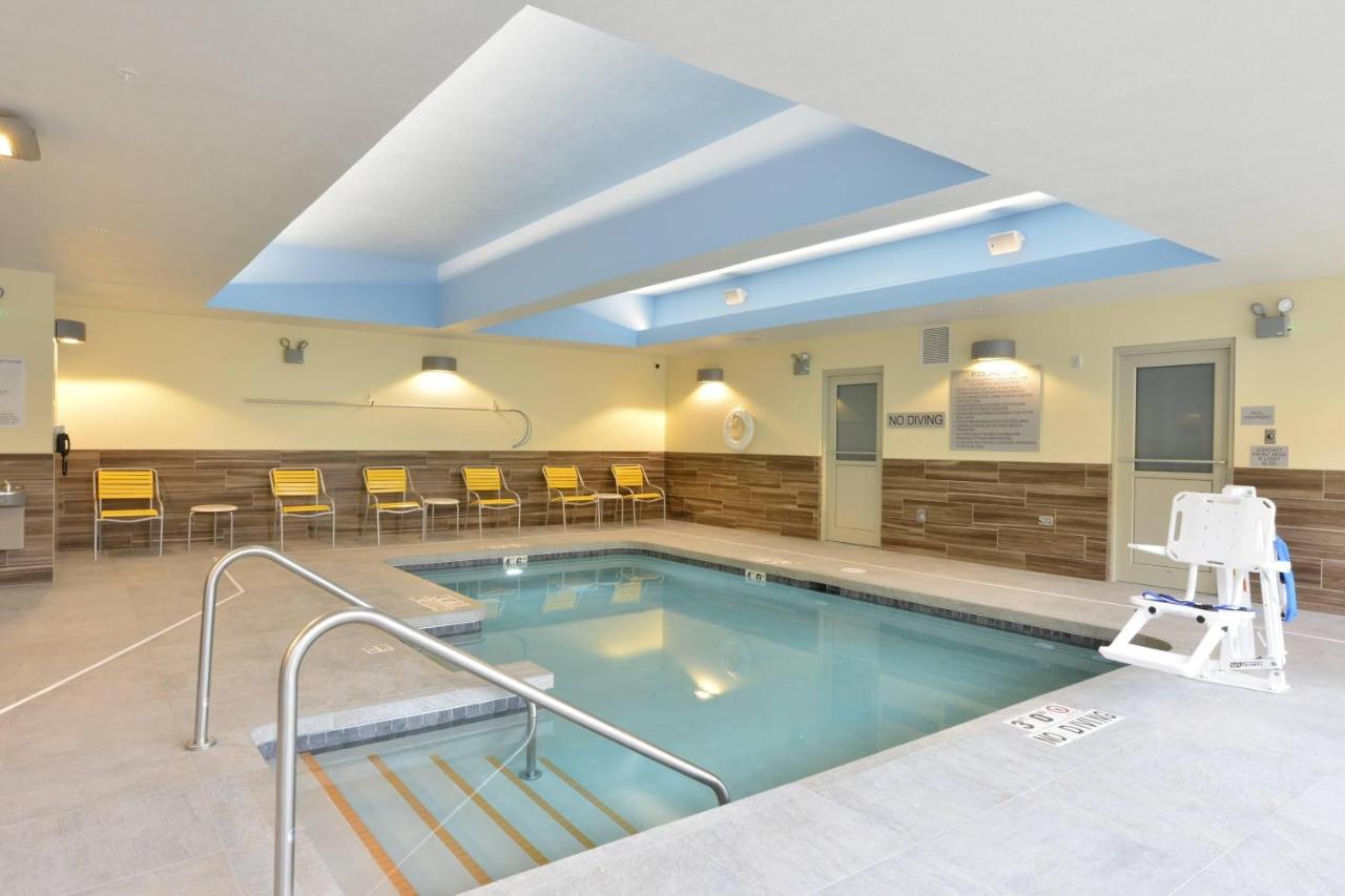  | Fairfield Inn & Suites by Marriott Eau Claire Chippewa Falls