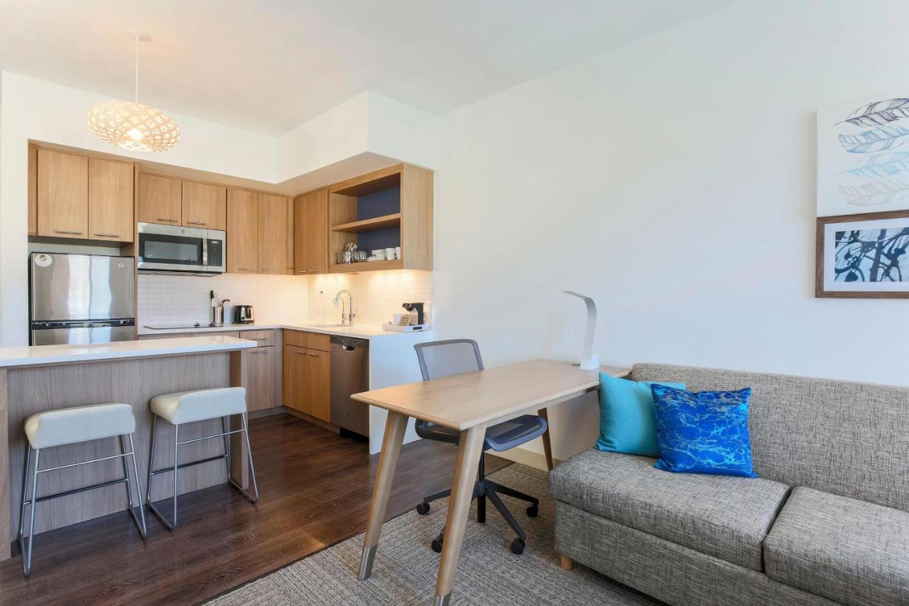 1 Bedroom Suite, 1 King, Sofa bed at Element Ontario Rancho Cucamonga