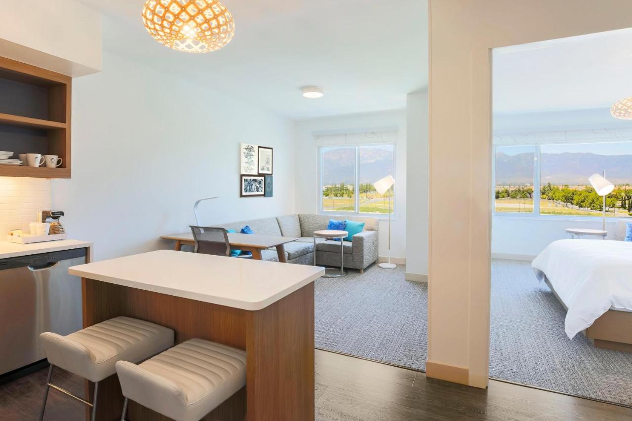 1 Bedroom Suite, 1 King, Sofa bed at Element Ontario Rancho Cucamonga