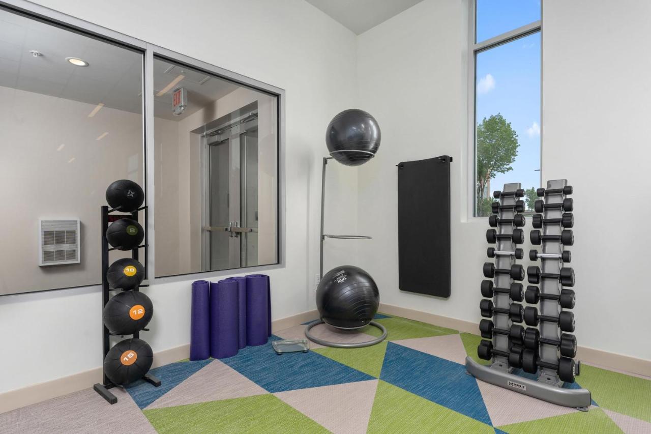  | Element Hampton Peninsula Town Center