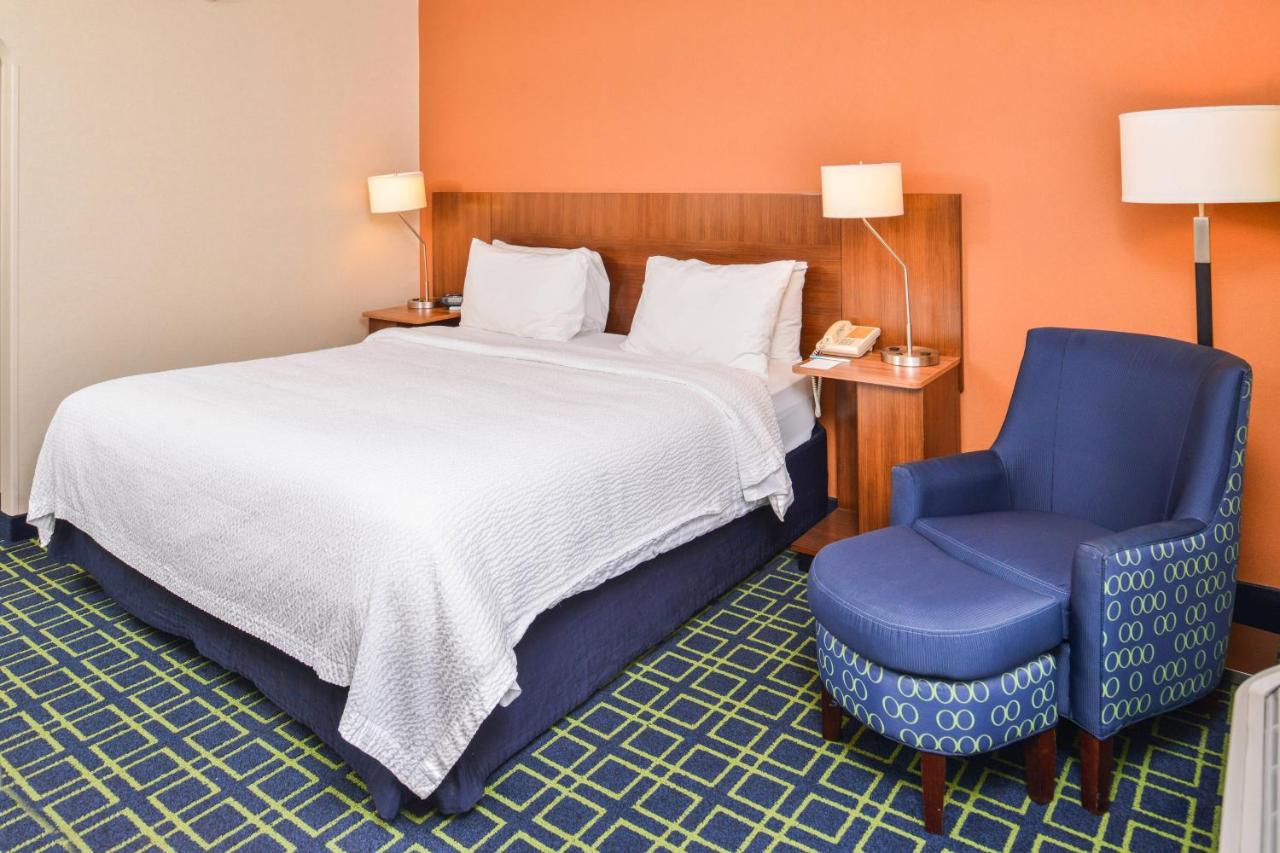 | Fairfield Inn Corning Riverside