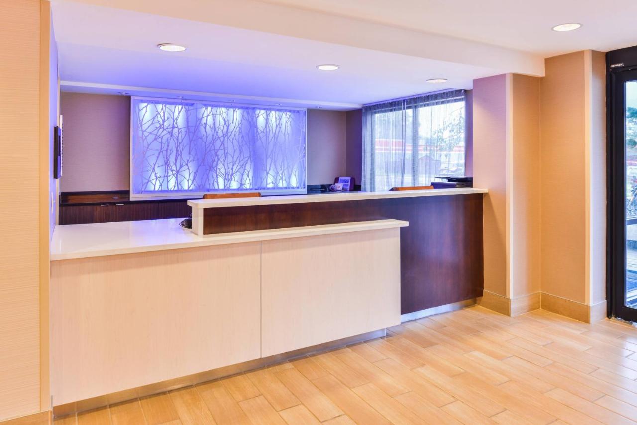 | Fairfield Inn Corning Riverside