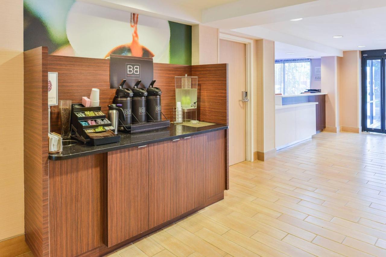 | Fairfield Inn Corning Riverside