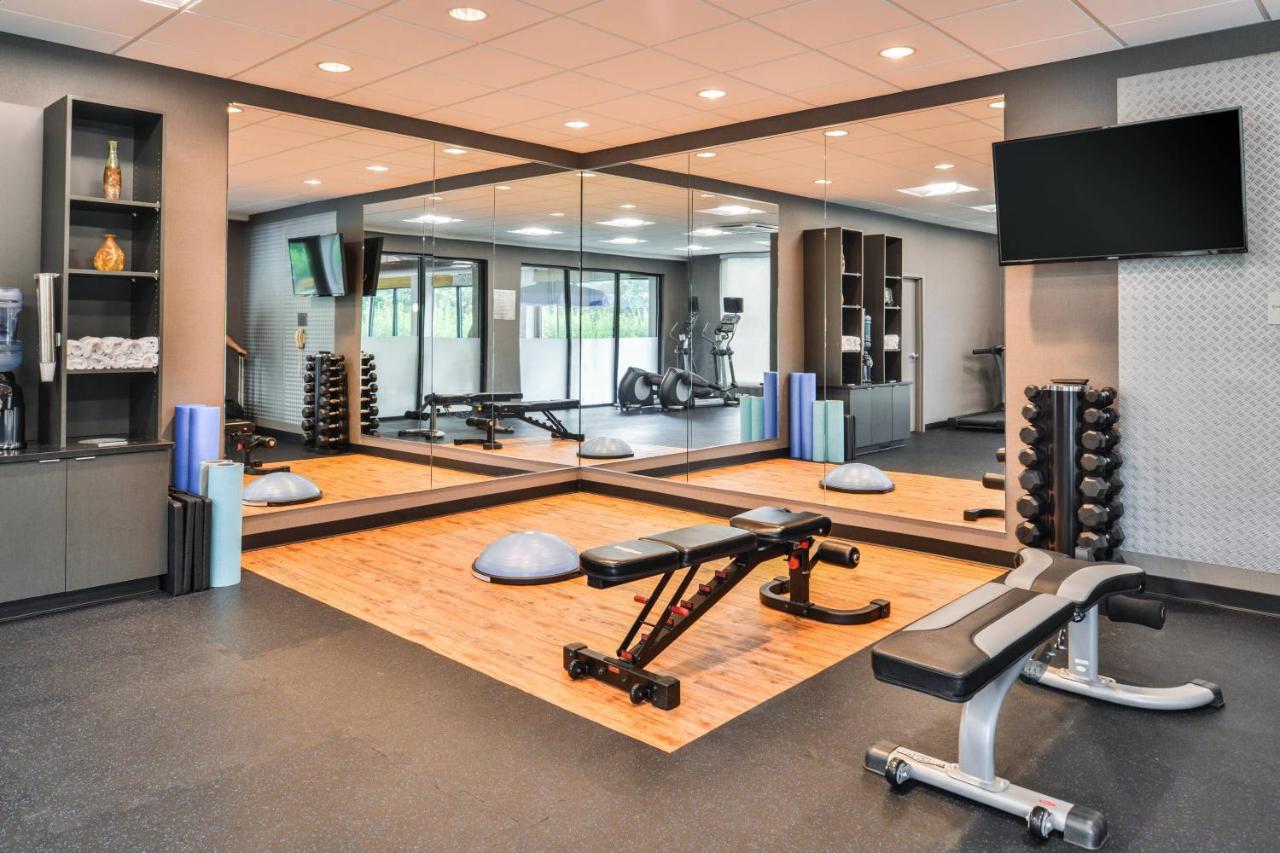 | Fairfield Inn Corning Riverside