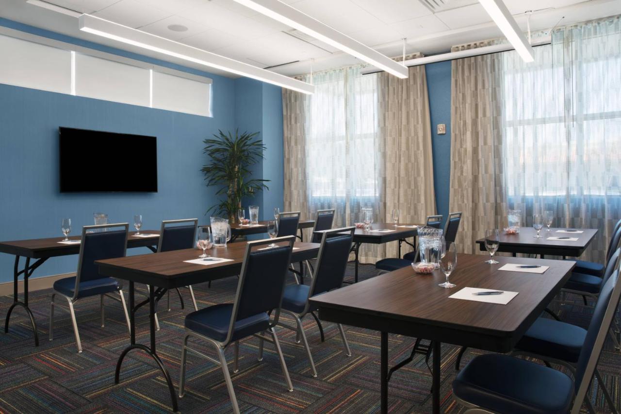 | Four Points by Sheraton Fort Lauderdale Airport/Cruise Port