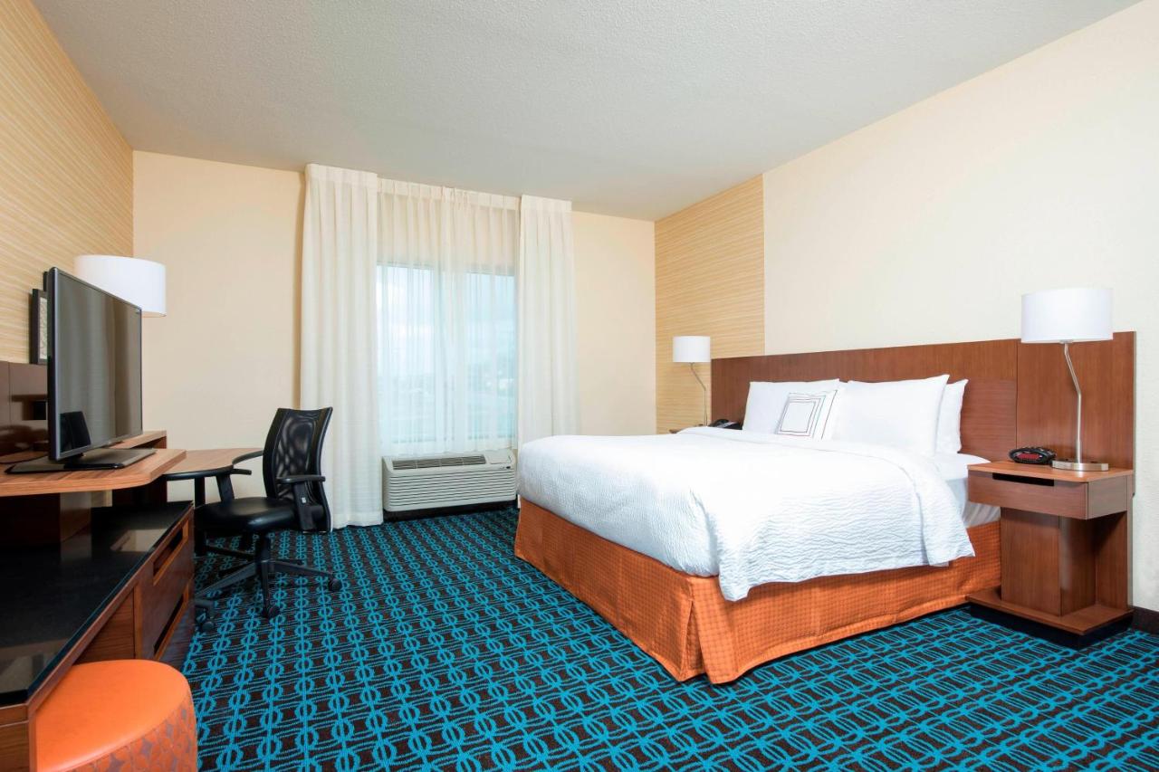 | Fairfield Inn & Suites by Marriott Fredericksburg