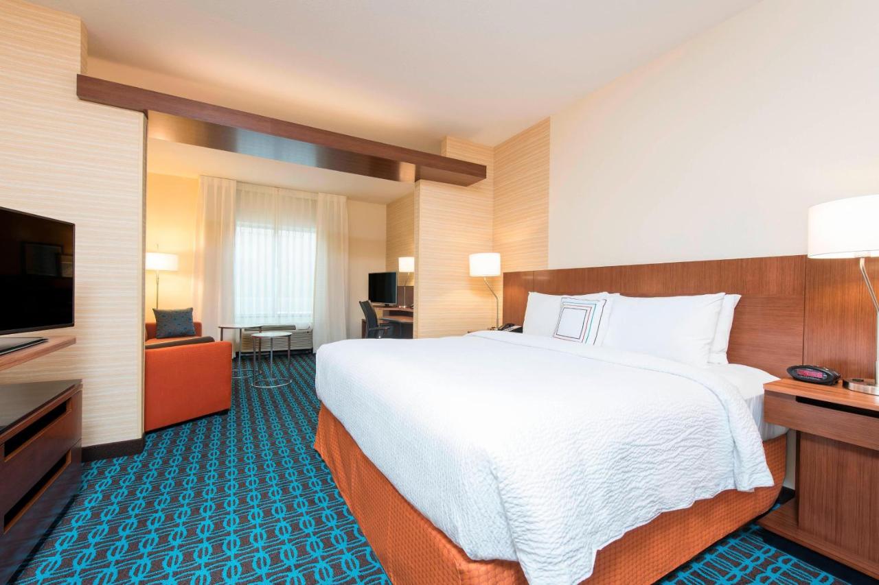 | Fairfield Inn & Suites by Marriott Fredericksburg