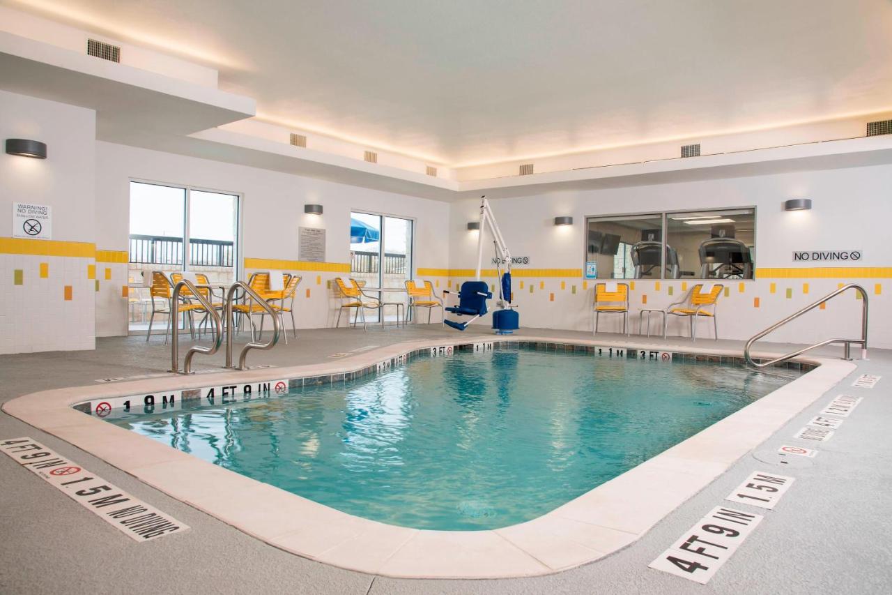| Fairfield Inn & Suites by Marriott Fredericksburg