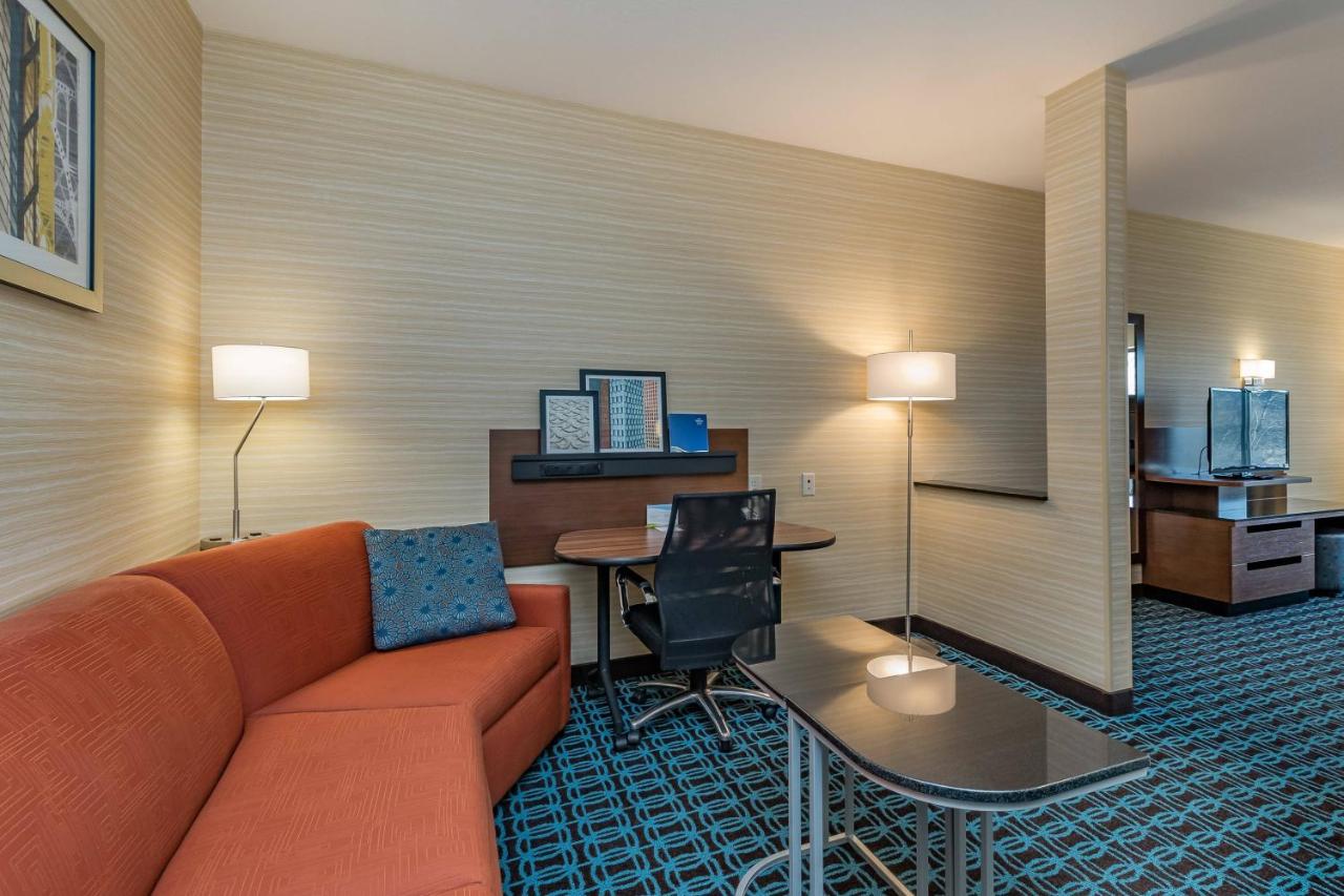 | Fairfield Inn & Suites Elkhart
