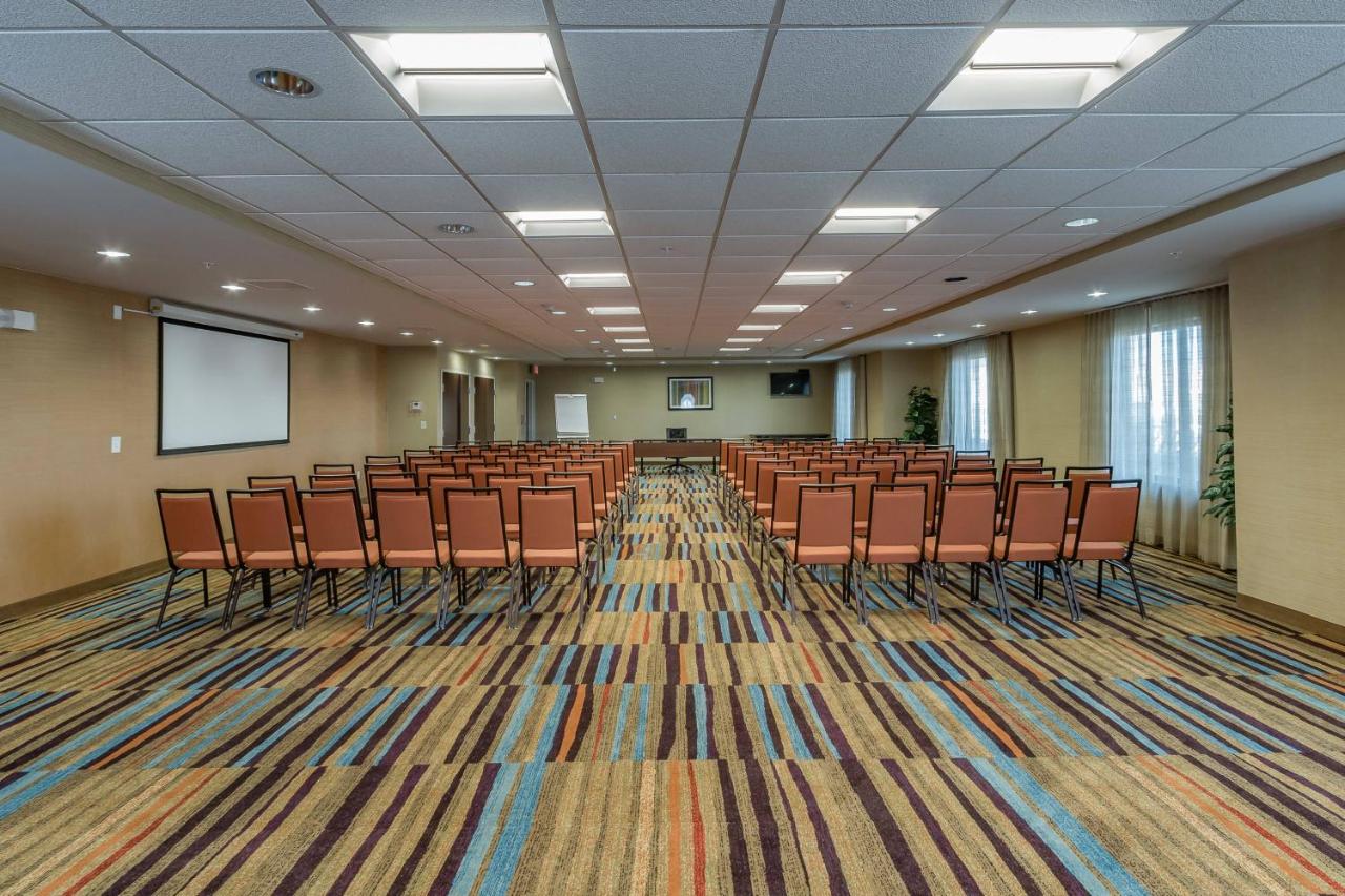 | Fairfield Inn & Suites Elkhart