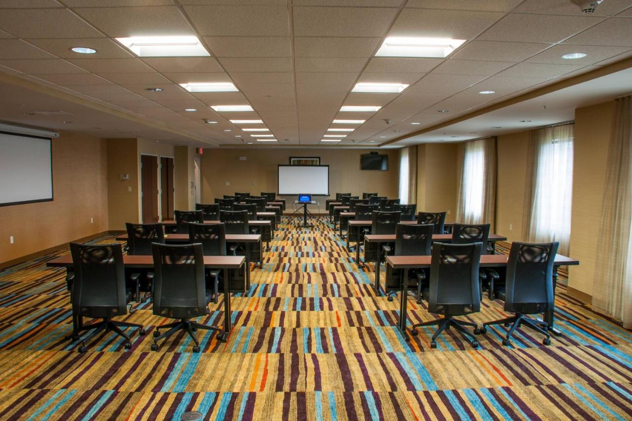 | Fairfield Inn & Suites Elkhart