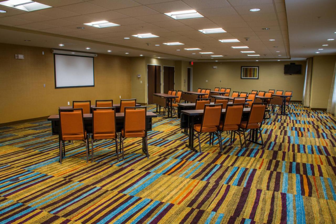 | Fairfield Inn & Suites Elkhart
