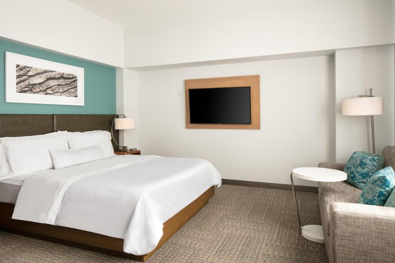 | Element Omaha Midtown Crossing