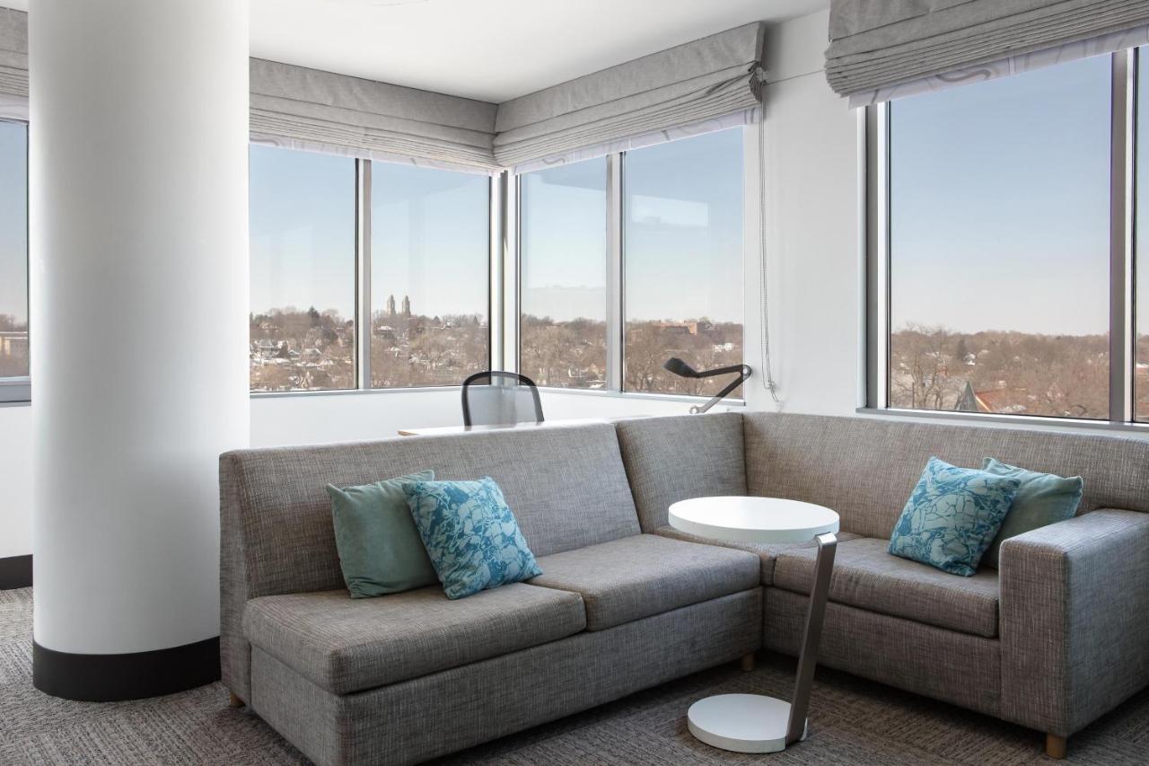 | Element Omaha Midtown Crossing