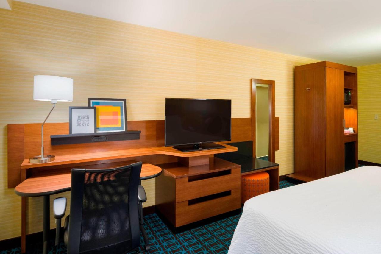 | Fairfield Inn & Suites by Marriott Paramus
