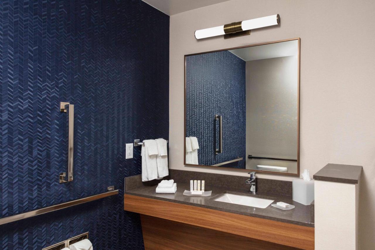 | Fairfield by Marriott Inn & Suites Medford