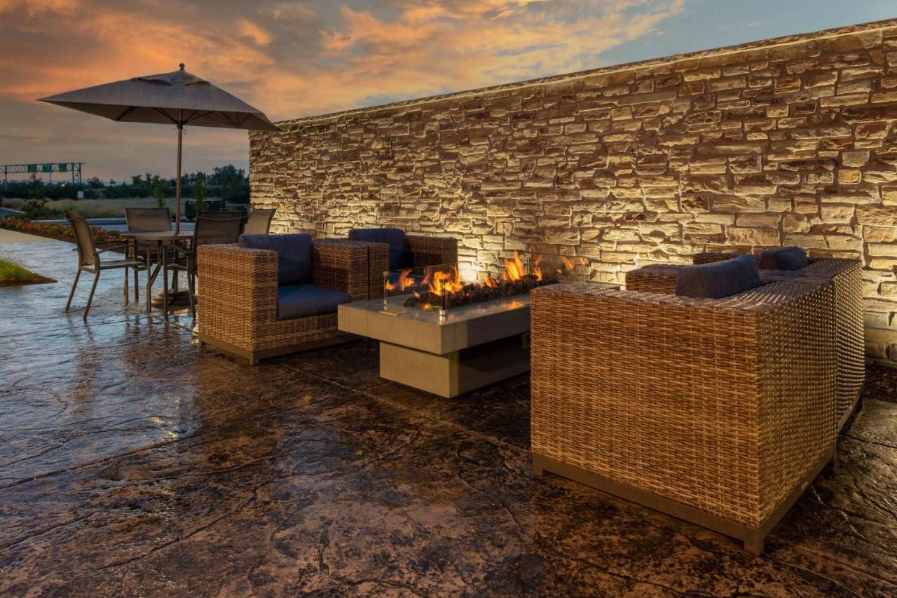  | Fairfield by Marriott Inn & Suites Medford