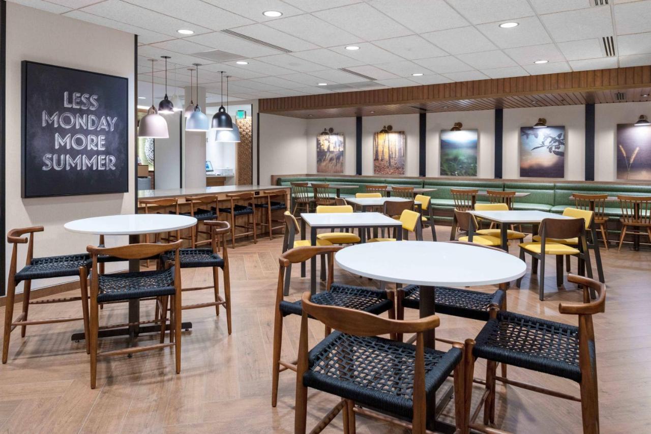  | Fairfield by Marriott Inn & Suites Medford