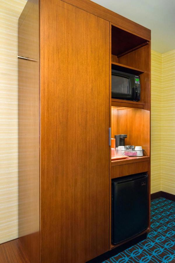 | Fairfield Inn & Suites by Marriott Paramus
