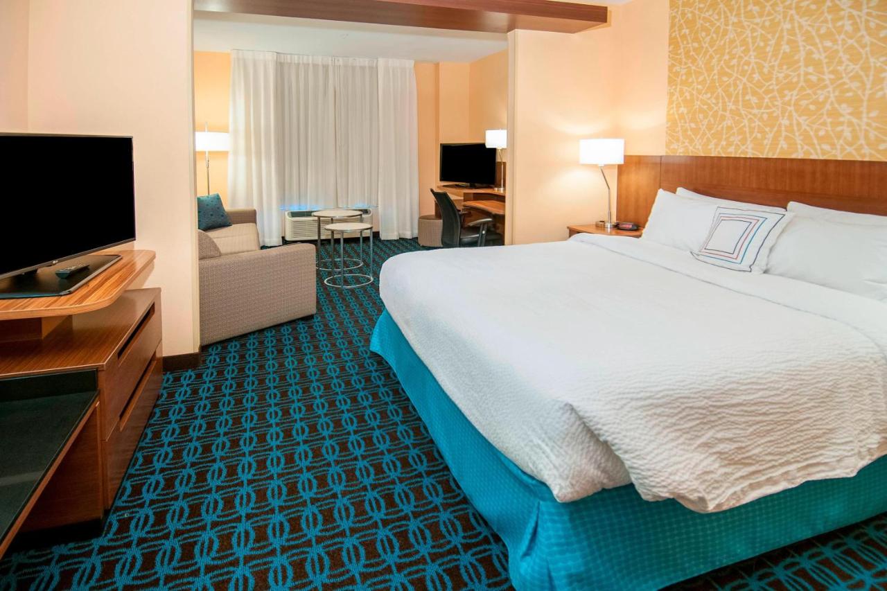 | Fairfield Inn & Suites San Antonio Brooks City Base