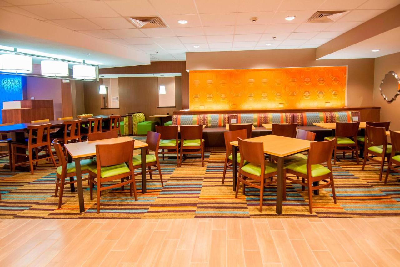 | Fairfield Inn & Suites San Antonio Brooks City Base