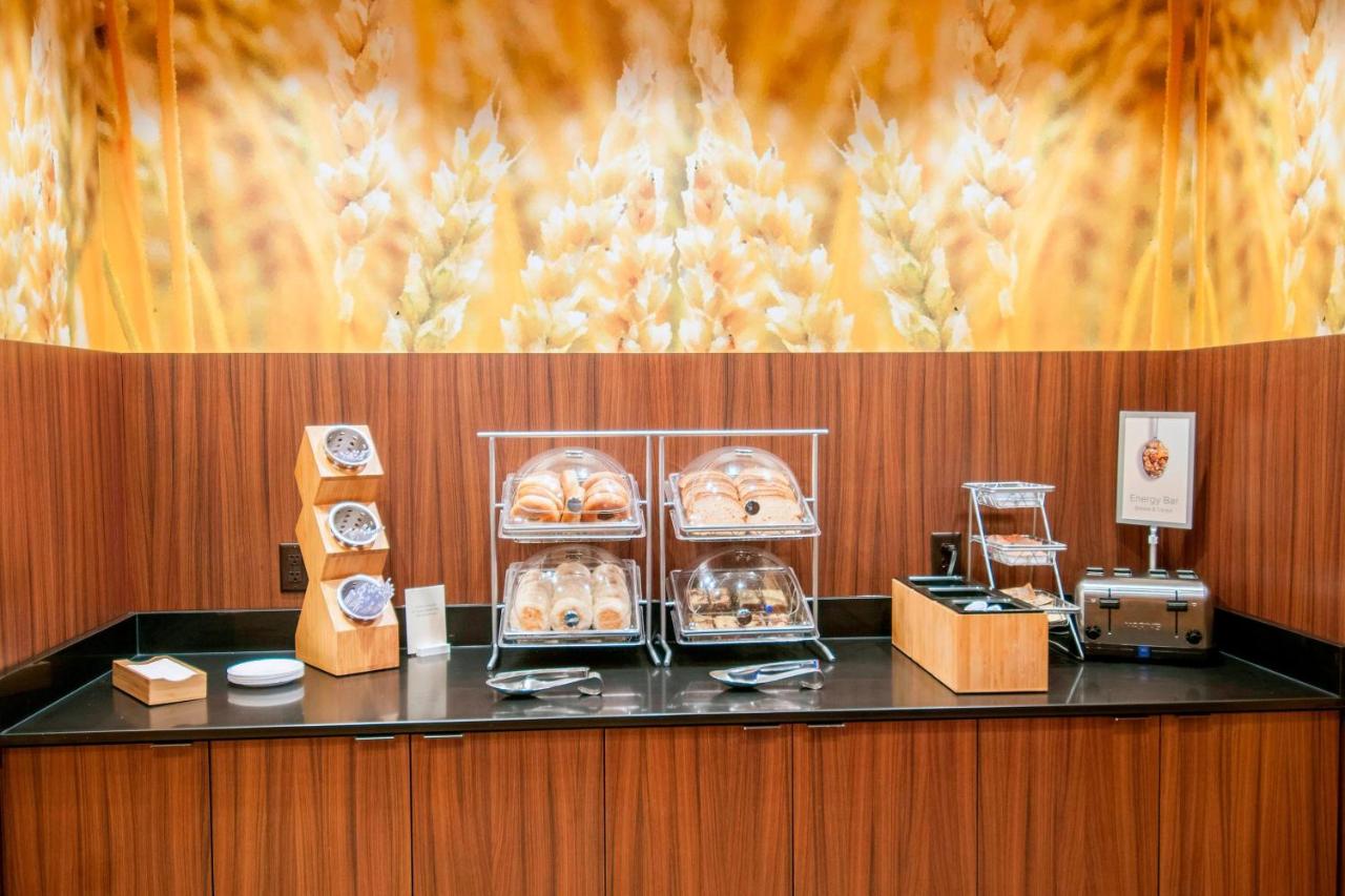 | Fairfield Inn & Suites San Antonio Brooks City Base