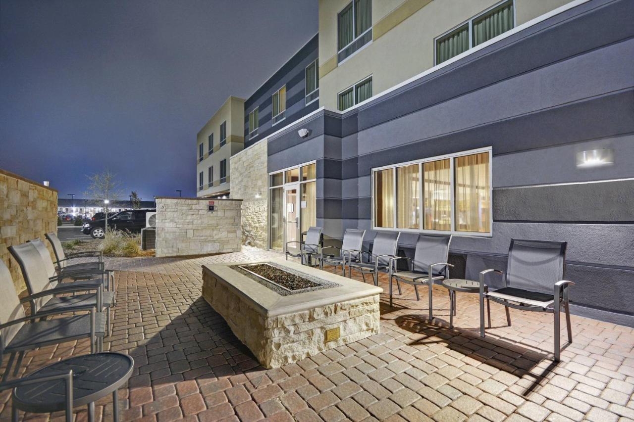 | Fairfield Inn & Suites by Marriott Savannah SW/Richmond Hill