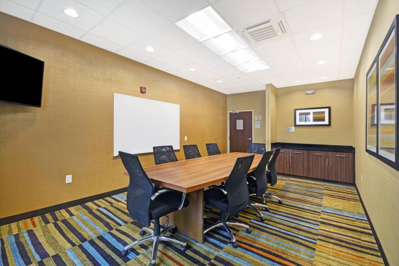 | Fairfield Inn & Suites by Marriott Savannah SW/Richmond Hill