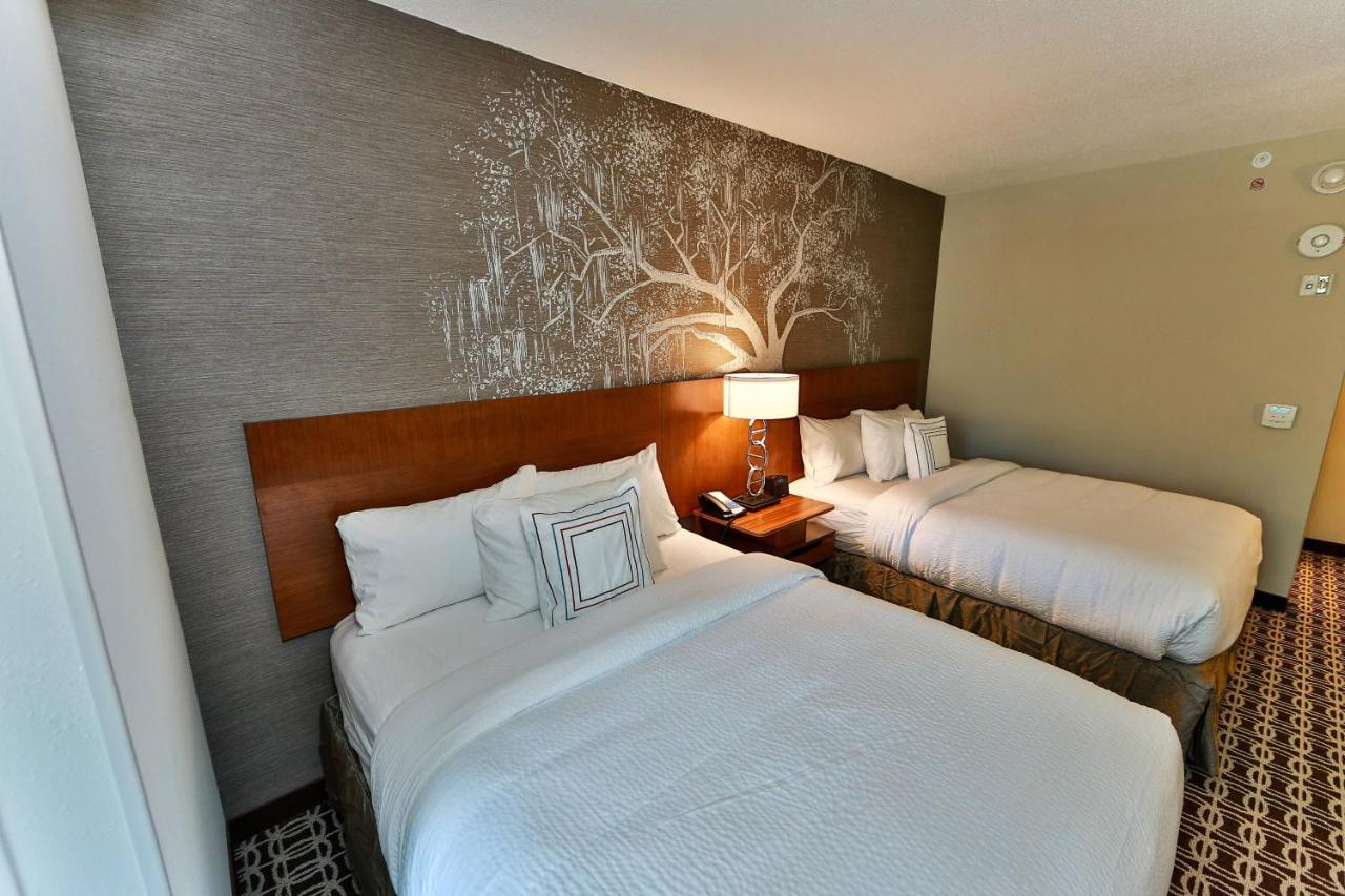 | Fairfield Inn & Suites by Marriott Savannah Midtown