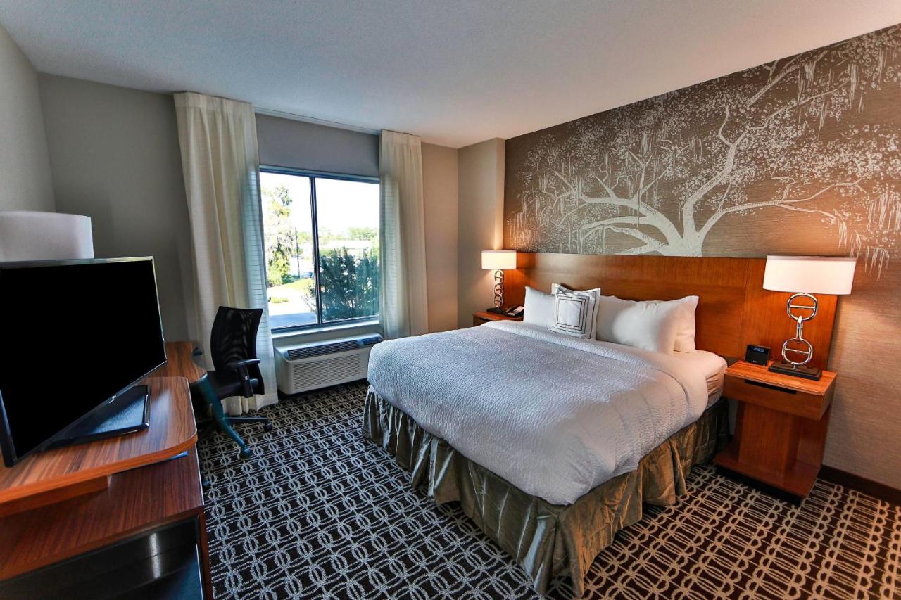| Fairfield Inn & Suites by Marriott Savannah Midtown