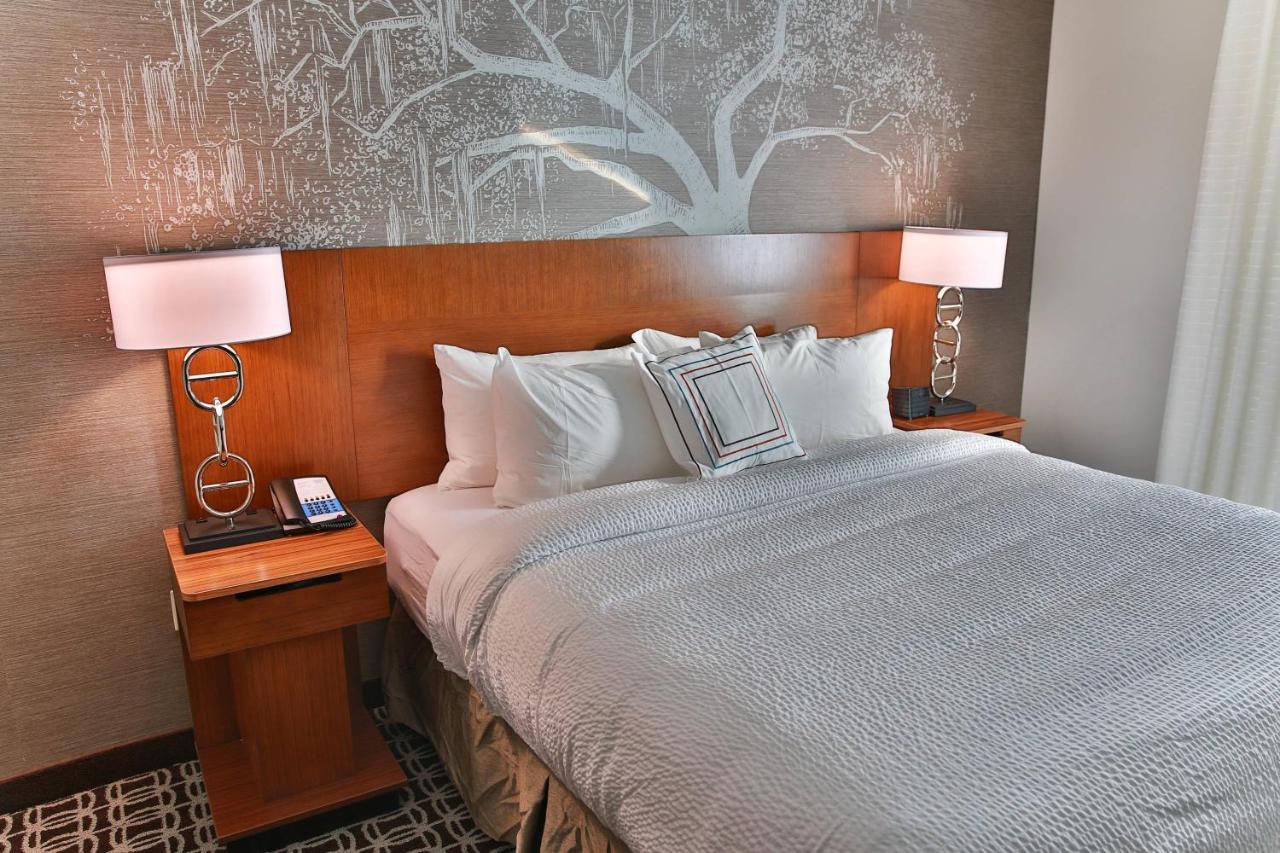 | Fairfield Inn & Suites by Marriott Savannah Midtown